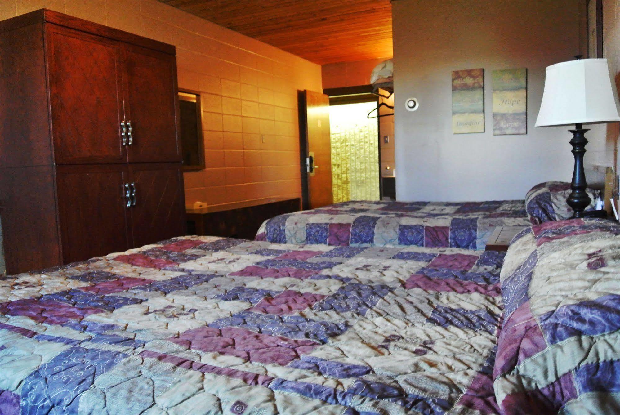Vegreville Garden Inn المظهر الخارجي الصورة